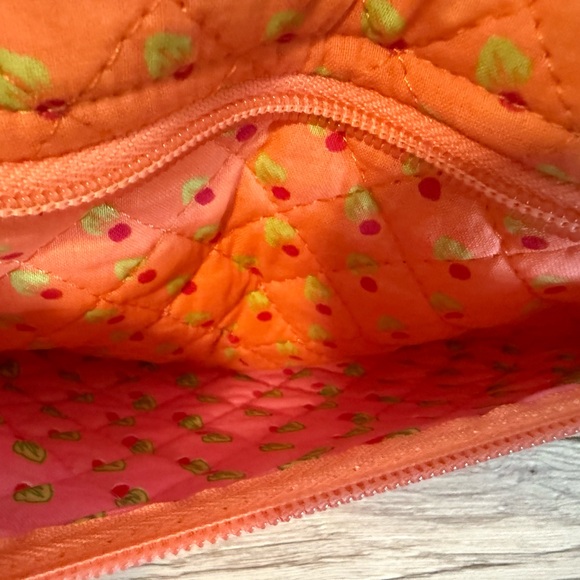 NWOT Vibrant Quilted Crossbody Bag in Orange - Picture 5 of 7